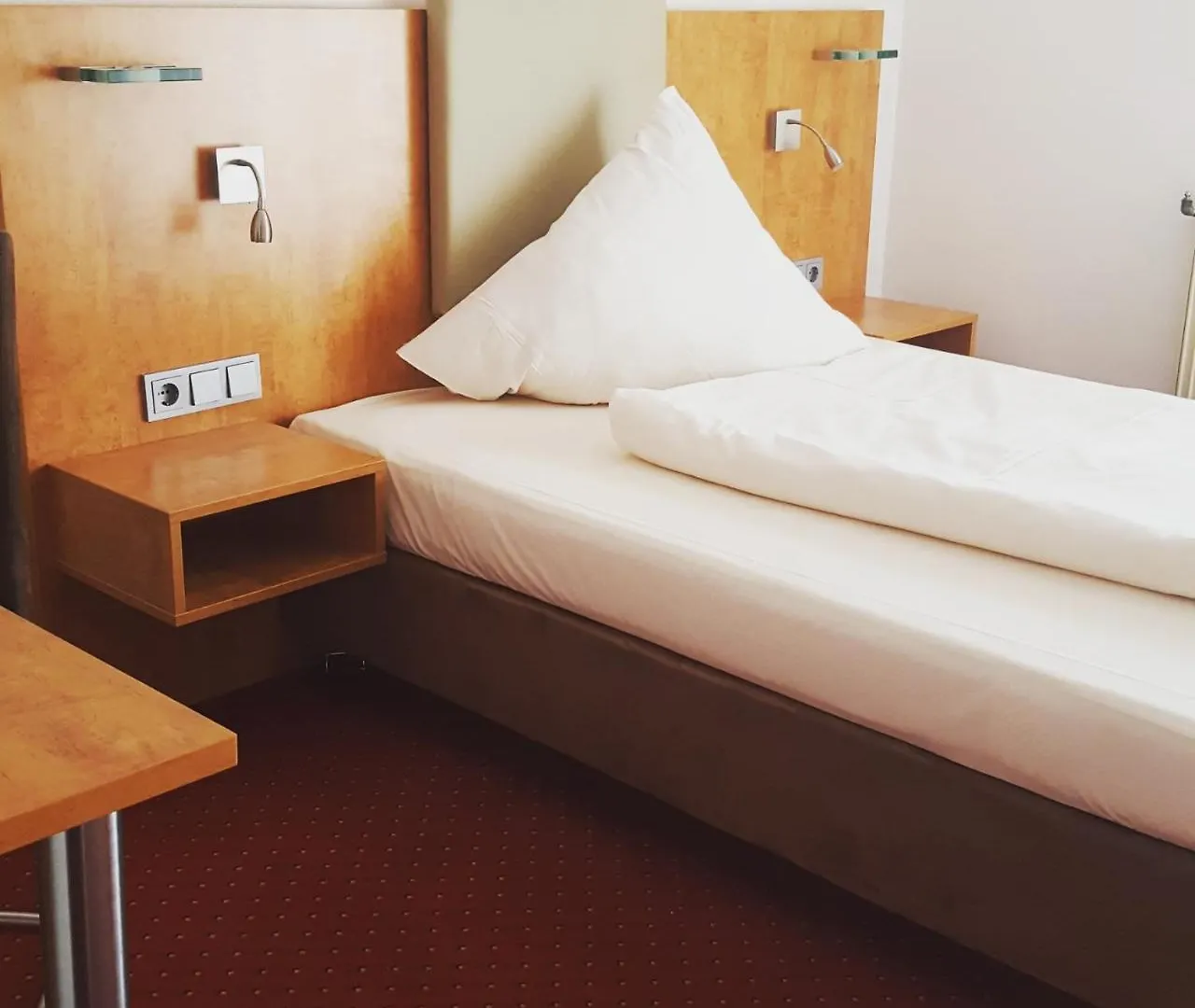 Hotel Jaegerhof Roth  3*, Roth (Bavaria) Tyskland